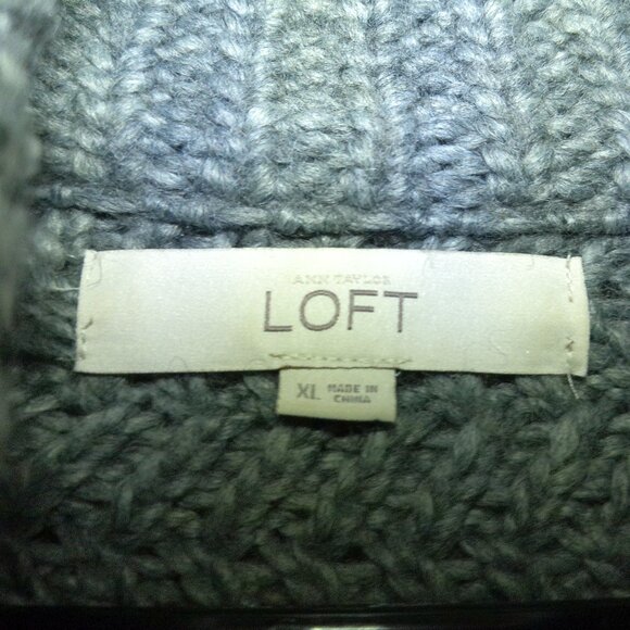 LOFT Women’s XL Gray Chunky Knit Toggle Cardigan Sweater - Picture 3 of 4
